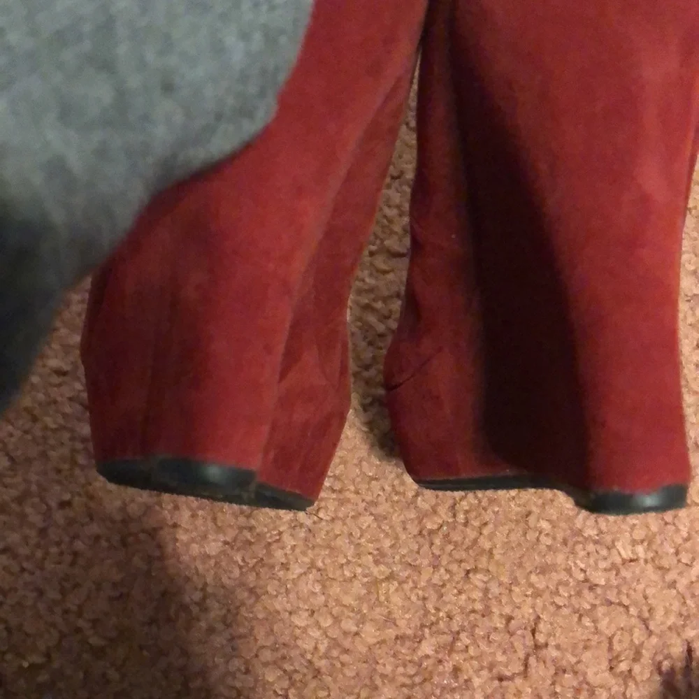 Dots Red Velvet🥳2xHP🥳Platform Shoes